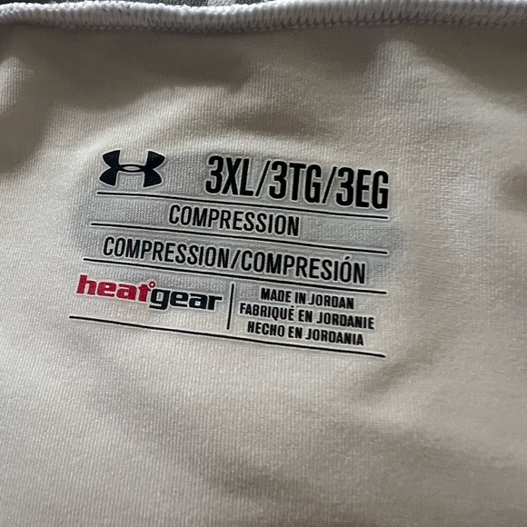 Under Armour White Short Sleeve Athletic Tee - Picture 4 of 7